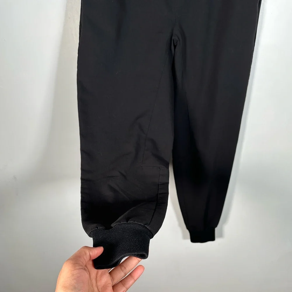 FIGS Men’s Jogger Scrub Pants Black Size S Durable Technology Medical Workwear.